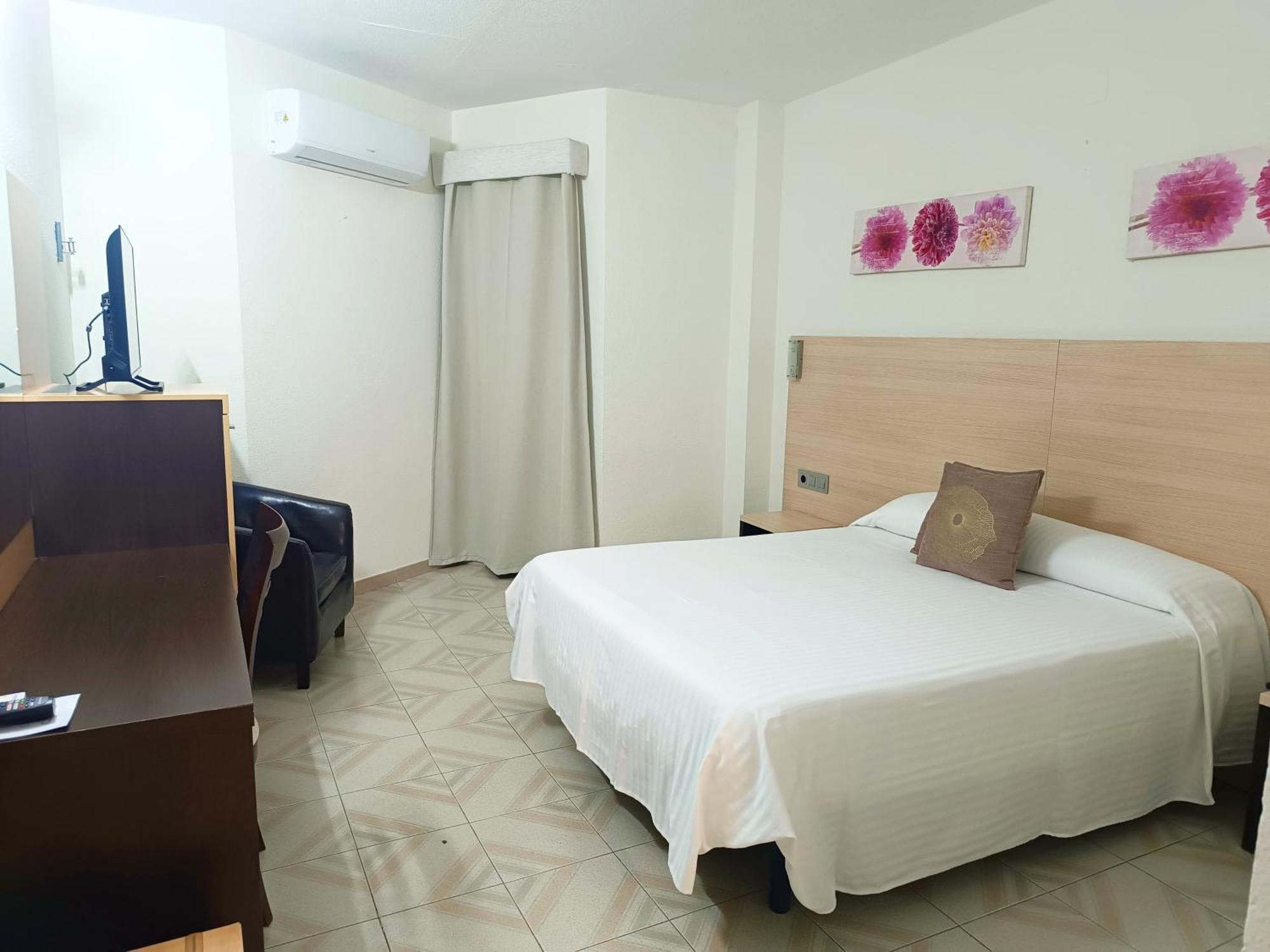 Hotel Oasis Familiar 2*