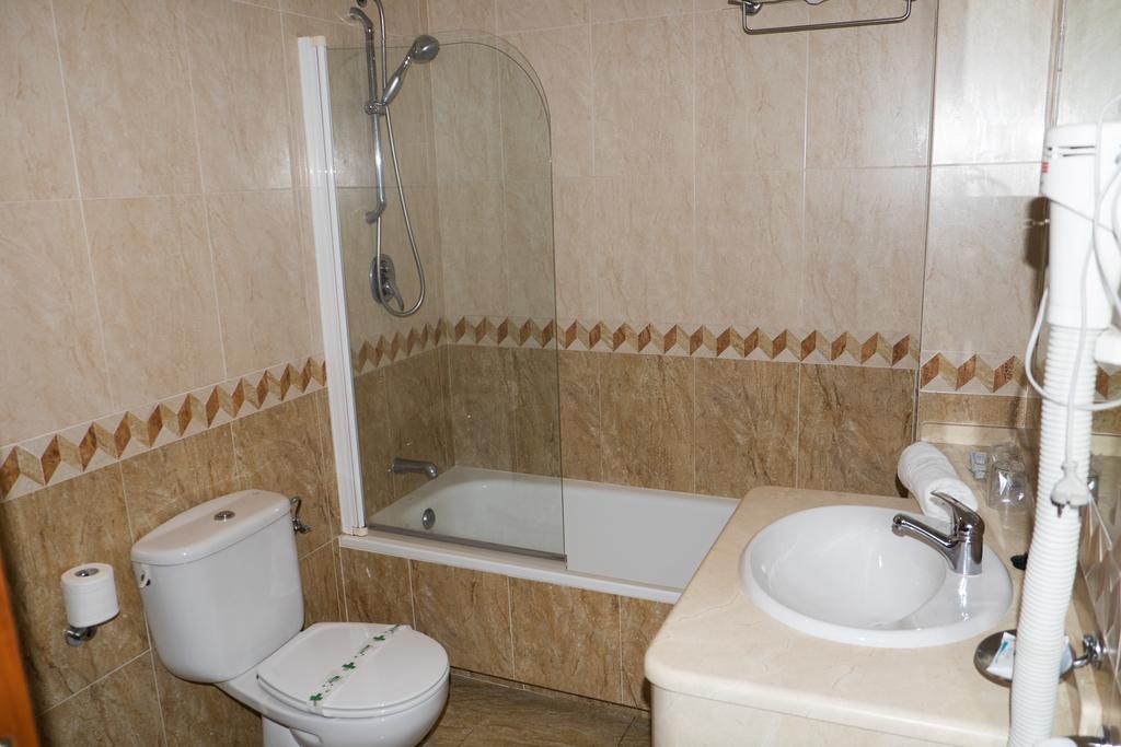Hotel Oasis Familiar 2*