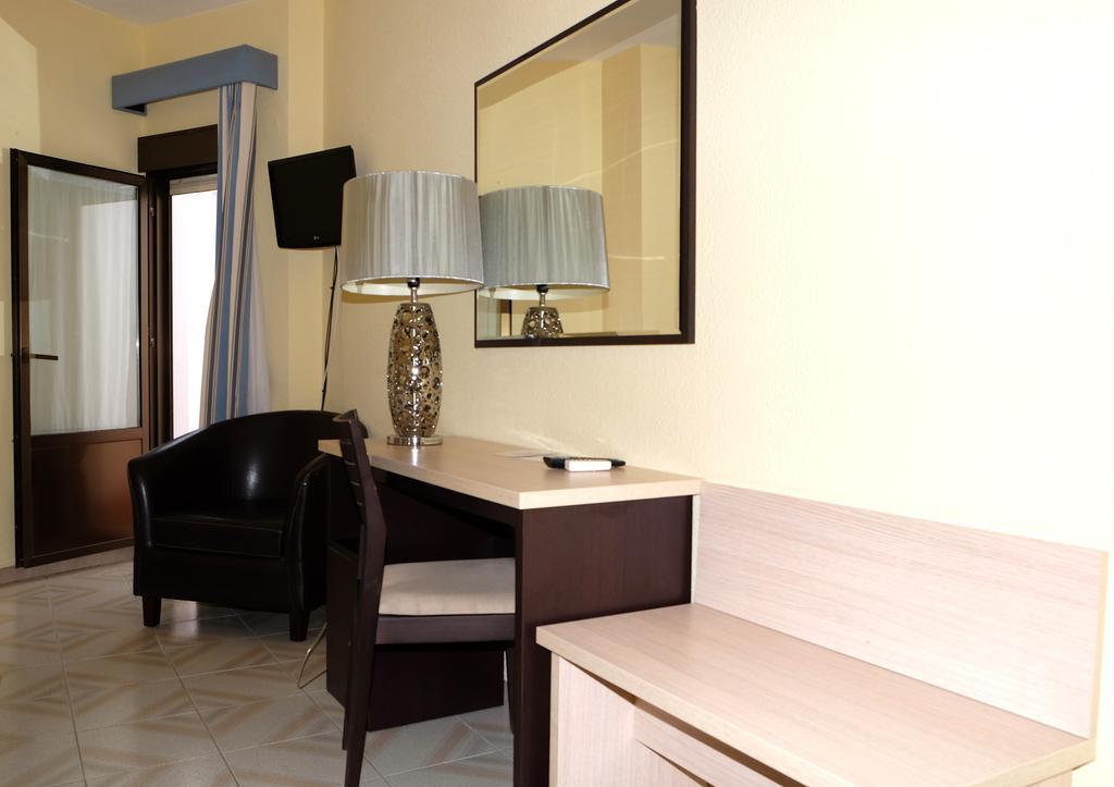 Oasis Familiar 2*